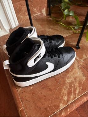 Nike Kids Court Borough Mid 2